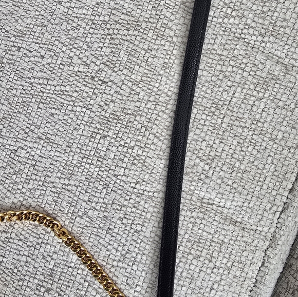 Saint Laurent Black Cassandre Chain Wallet - Picture 8 of 10